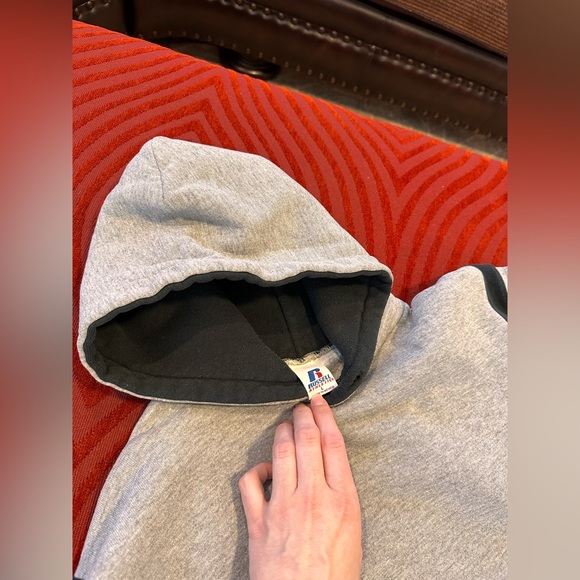 Russell Athletic L Hoodie Gray & Black 🍯 - Picture 4 of 9